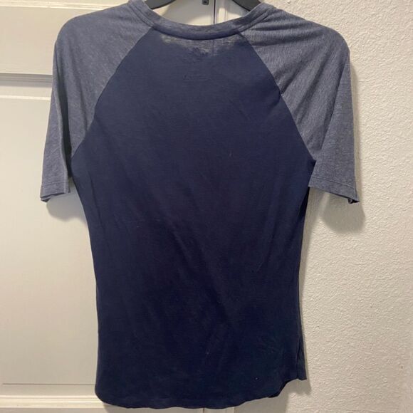 Houston Astros Ladies Medium Short Sleeve VNeck Baseball World Series Champions - Picture 4 of 4